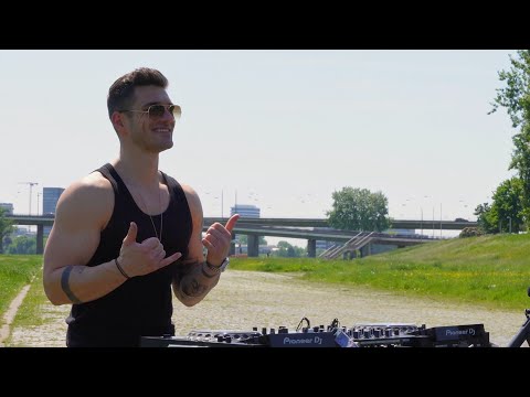 ISEK Live from Düsseldorf - Techno & Melodic-Techno next to the Rhine