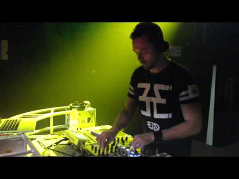 Piñero @ Shift 03 Anos - 03/10/2015 - Portal Underground