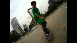 Héctor Noëlle skating for TACTIC Surfshop