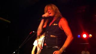 Sebastian Bach - Youth Gone Wild [LIVE] featuring Ben from Asking Alexandria