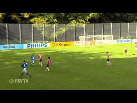 PSV A1 bekert verder na winst op FC Den Bosch