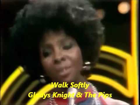 Propaganda Alternativa  do Lp  Sem Lenço Sem Documento - Internacional