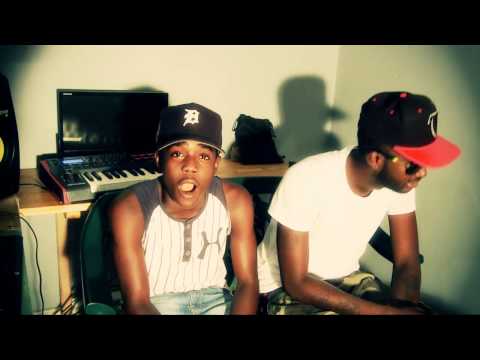 Talento Catracho Yankee 212 and El Menor (First FreeStyle)