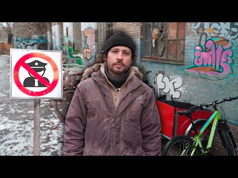 Visitando la ciudad que NO TIENE LEYES en Europa | POLICÍA PROHIBIDA 🚫