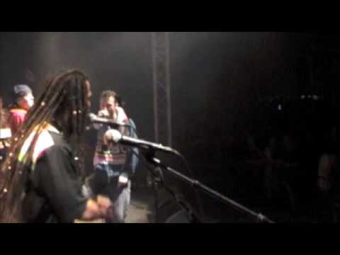 AYA WASKA - CONNEXION - VIDEO