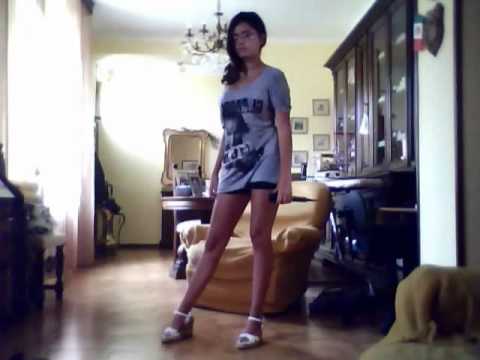 HYUNA FT ZICO - JUST FOLLOW