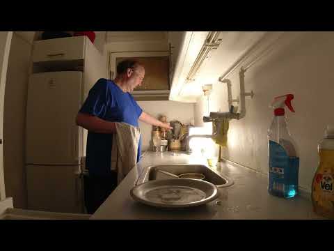 MongoTV_9818 - Min  Aftensmad - Del 3 - KARRY RIS Med Stegte GULERØDDER og LØG og TAMARI