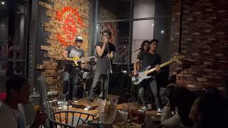 Download lagu BELUM SIAP KEHILANGAN - STEVAN PASARIBU - LIVE COVER BY CALLME mp3 Download lagu BELUM SIAP KEHILANGAN - STEVAN PASARIBU - LIVE COVER BY CALLME mp3