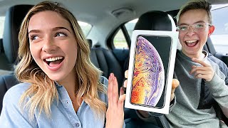 I Gave New Phones to People Who Got in My Car! | TechKaboom