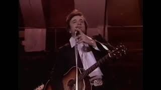 Johnny Cash - Casey Jones (Live at Wembley Arena, London, 1981)
