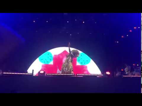 Daniela presta homenagem ao Ilê Aiyê