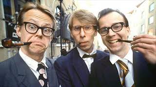 Alivaltiosihteeri -  Viikon luontoääni moottoritie (1991)