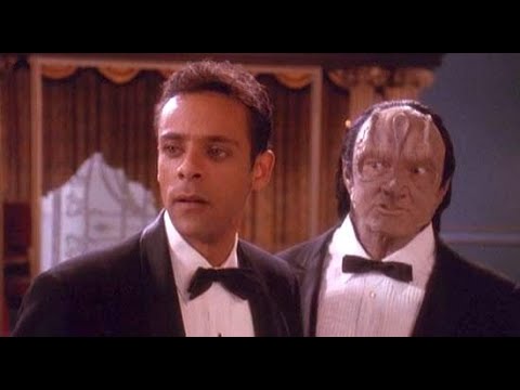 Bashir... Julian Bashir | with ALEXANDER SIDDIG | DS9's S4E10, "Our Man Bashir" | T7R #97