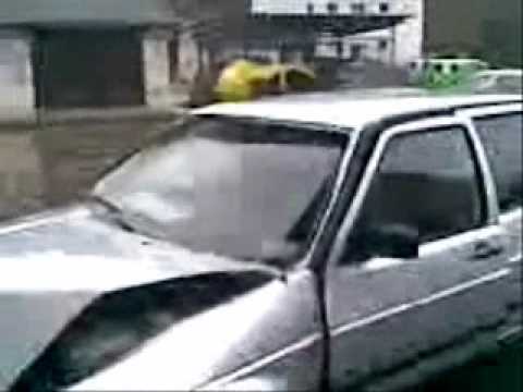 VW Golf II 1.6 crash test