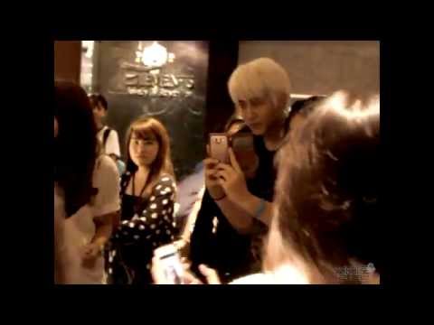 150505 Mike D.Angelo and sister at Hotel for Dinner w/ Ahn Jaehyun