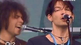 The Dandy Warhols - Bohemian Like You  (Live, Rock Werchter, 2001, w/ extra guitarist)