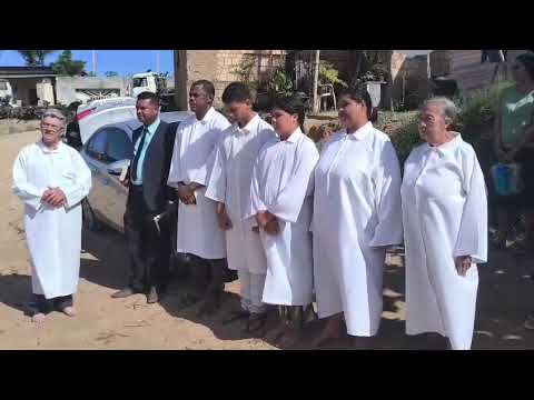 Aquel que crê e for batizado será salvo .