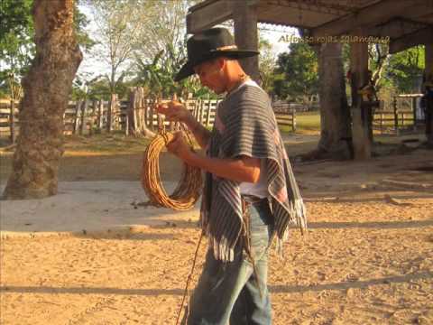 FG  Hombre de Colcha y Cobija - Dámaso figueredo