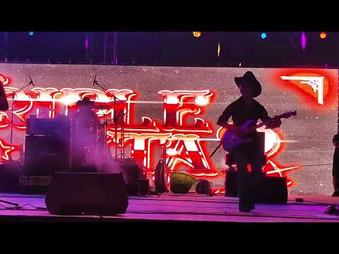 Triple Star Country - De Ramones A Terán (Los Invasores cover at Festival Del Gordo Parque Fundidora