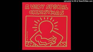 John Cougar Mellancamp I Saw Mommy Kissing Santa Claus (Chum Christmas Greeting Intro)