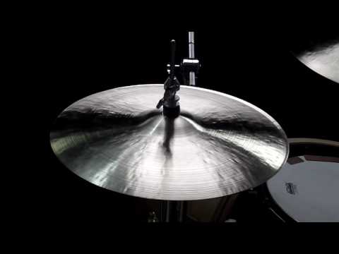 13 Hi hats, 767g & 642g  - Handcrafted cymbals by Craig Lauritsen