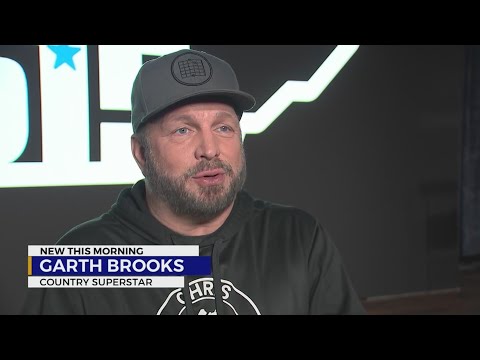 Garth Brooks talks inclusion at Nashville bar