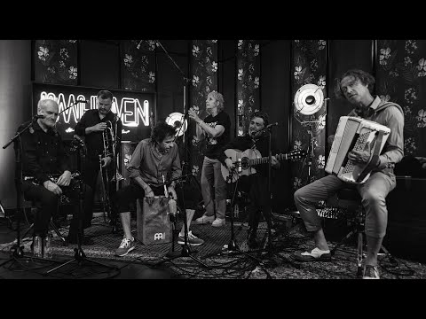 Les Négresses Vertes live at Muziekgieterij studio - Heaven Sessions - Bruis 23