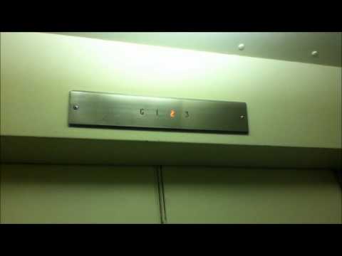 Vintage Westinghouse Traction Elevator at Peik Hall