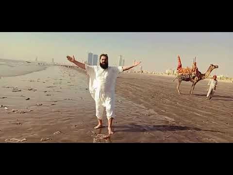 karachi seaveiw / Najeebullah khushdil enjoying ...