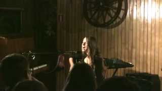 NOBODY&#39;S HOME - Avril Lavigne (cover by Agnieszka Czachor)