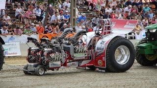 preview picture of video 'Hajdúböszörmény Tractor Pulling 2014'