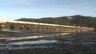 preview picture of video 'BNSF Westbound stack at Sandpoint ID'