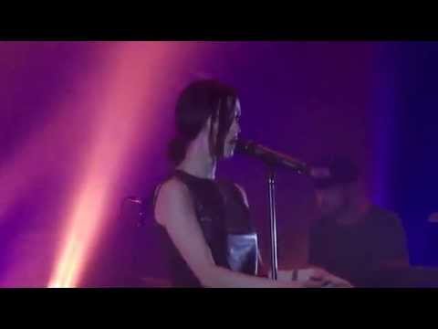 BANKS (HernameisBanks) Performs What You Need Weeknd Cover Birmingham Institute 21.03.14