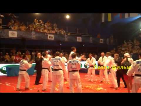 Ренат Саидов и сборная России по дзюдо танцуют лезгинку