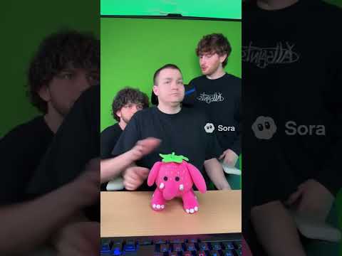 Jmancurly and Caylus try to steal Steak’s Strawberry Elephant! 😱