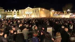 preview picture of video 'Rassemblement à Auch le 08/01/2015 #JeSuisCharlie #CharlieHebdo'