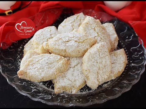 Ricciarelli di Siena ricetta facile dolcetti morbidi di NATALE