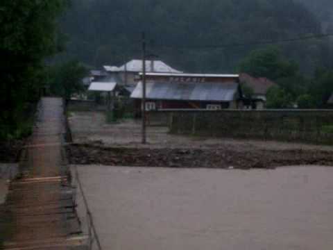 Ce a ramas dupa inundatii.Preluci.com.Agas 2010 (2)