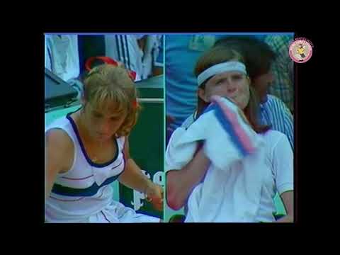 1982 Roland Garros QF : Hana Mandlikova- Tracy Austin part 2/3