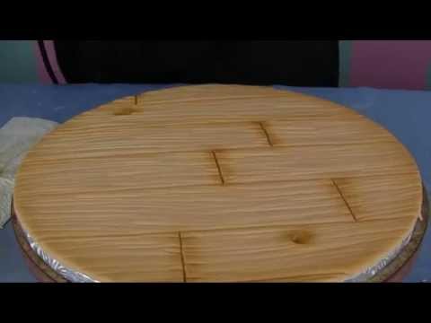 Andrea's Sweet Tips #5  Hardwood floor: Cake board treatment....using an airbrush!