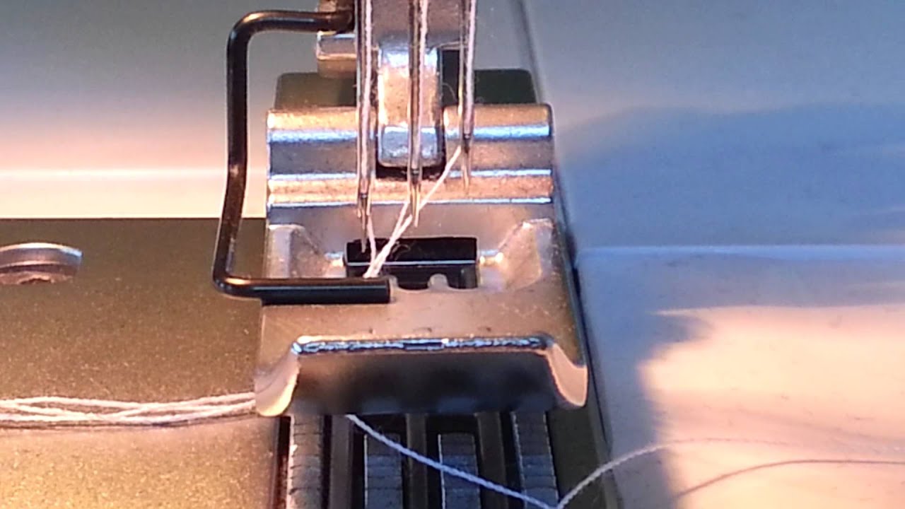 Распошивальная машина Janome CoverPro 2000 CPX