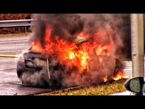 East Rutherford Fire Department Working Car Fire Route 3 Service Rd 2-11-20