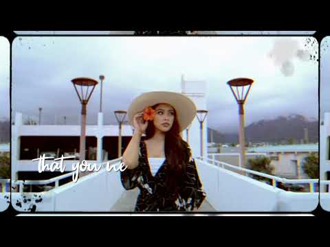 Akoni feat: Maoli - ISLAND GIRLS (OFFICIAL LYRIC VIDEO)