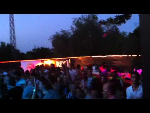 oscar mula vs javi colors aniversario SEVEN 18jun2011 video 1