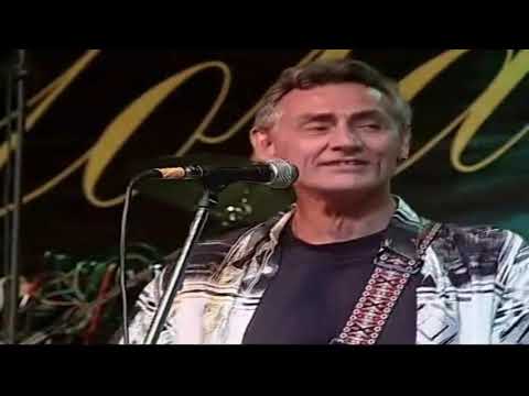 LIGHT UP THE WORLD...Daniel Rae Costello and the Cruisers featuring Toni Wille Fiji concert 2010