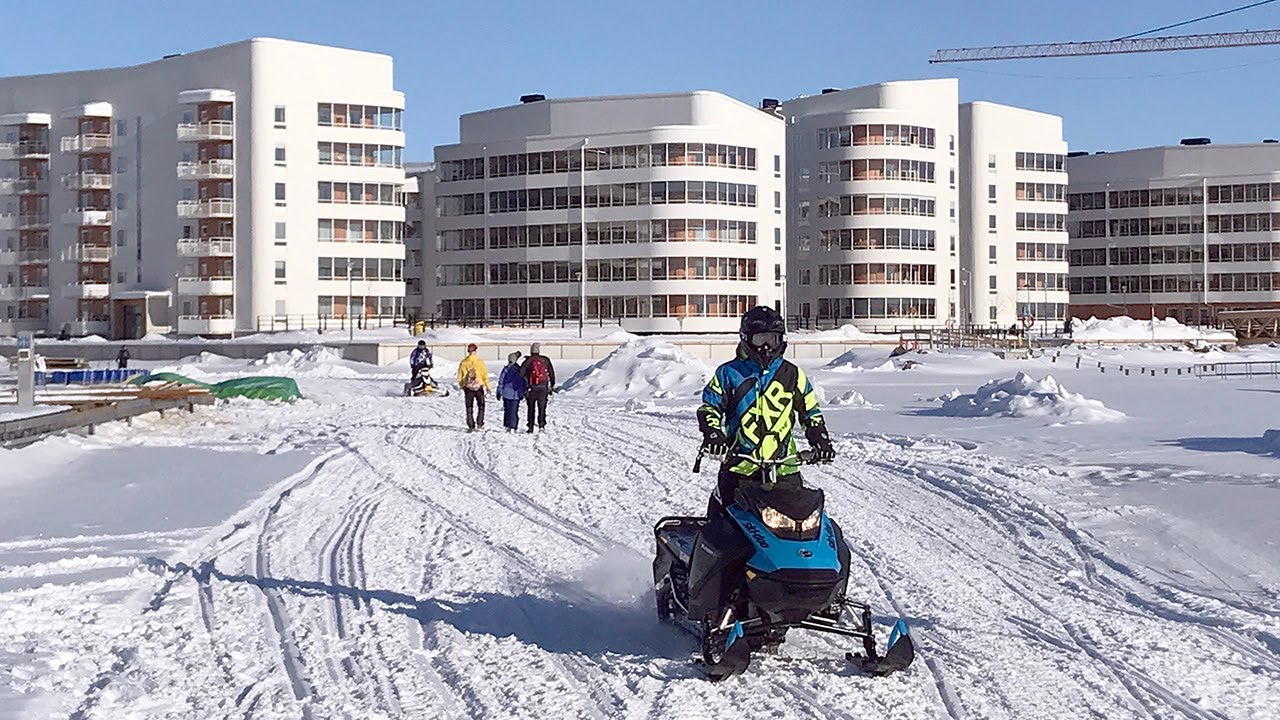 En dag i Ettans Båthamn