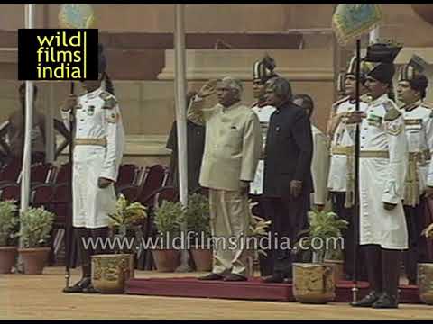 President's Bodyguard salutes the President's convoy | Dr. APJ Abdul Kalam with K R Narayanan