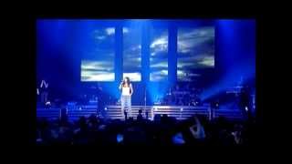 Laura Pausini - Tra Te e Il Mare (Live in Paris 05)