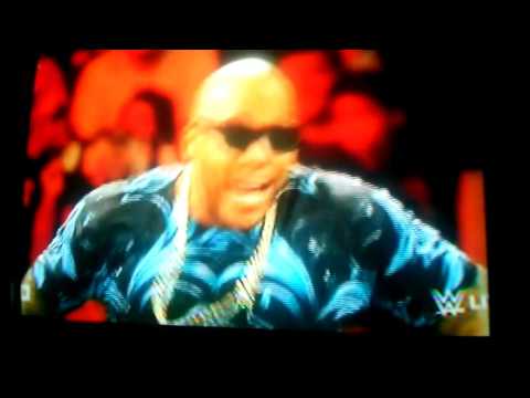 Flo rida does watsup with The dudley boys