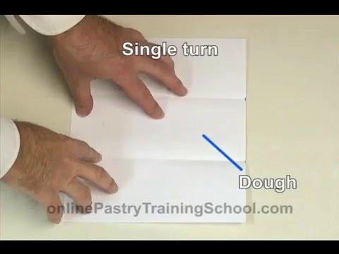 how to do a single turn when making puff pastry